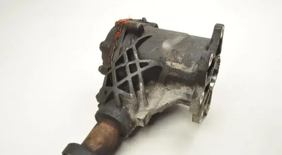 Volvo S80 Rear gearbox reducer/haldex oil pump 31325104