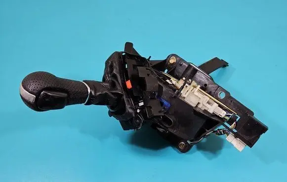 Gear shift cable linkage