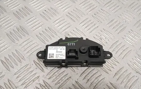 BMW 2 F45 Heater blower motor/fan resistor 9377854