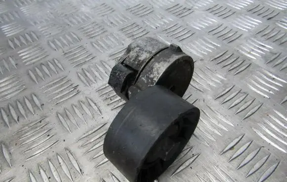 Alfa Romeo 156 Generator/alternator belt tensioner