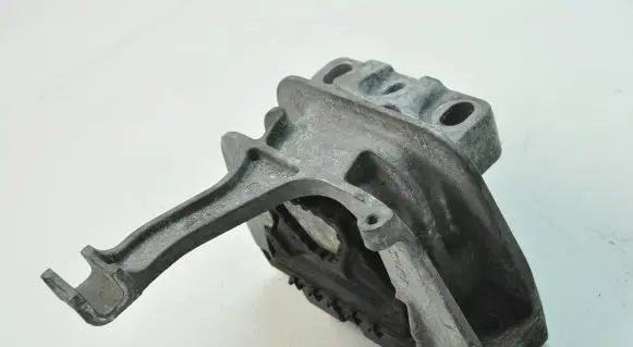 Audi A3 S3 8V Engine mount bracket