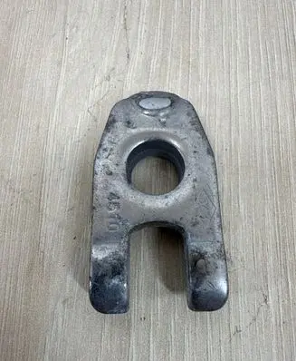 Dacia Duster Fuel Injector clamp holder 4510