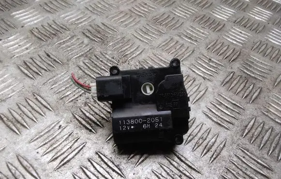 Toyota Corolla Verso AR10 Air flap motor/actuator 1138002051