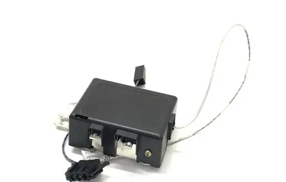 Mercedes-Benz ML W163 Aerial antenna amplifier 1638200289 A1635409008