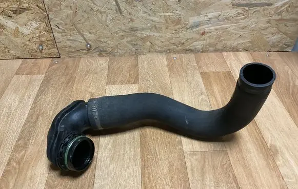 Opel Insignia A Intercooler hose/pipe VRBF20609