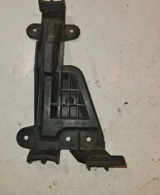 Audi A6 S6 C4 4A Front bumper mounting bracket 4A0807284