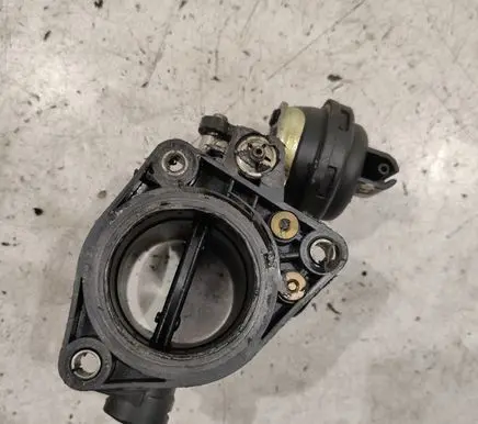 Renault Laguna II Throttle valve