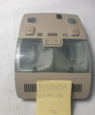 Audi A4 S4 B7 8E 8H Front seat light 8E0951177