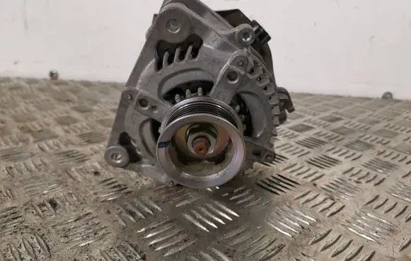 Honda CR-V Generator/alternator 1042101540