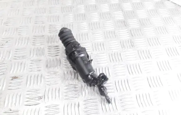 Citroen C5 Clutch slave cylinder PA66GF35