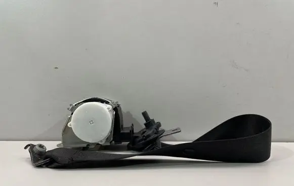 BMW 3 F30 F35 F31 Front seatbelt 7243308