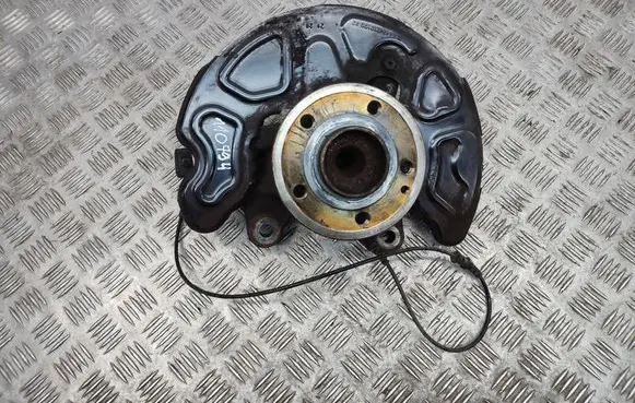 Mercedes-Benz Vito Viano W447 Front wheel hub A4473300720 A447421010002 A4474210100