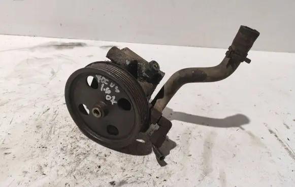 Ford Focus Power steering pump 4M5Q3A733AB
