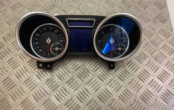 Mercedes-Benz GLE AMG (W166 - C292) Speedometer (instrument cluster) A1669000417 0263739008