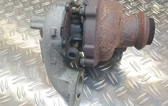 Peugeot 508 Turbo 9686120680 03C1244V2