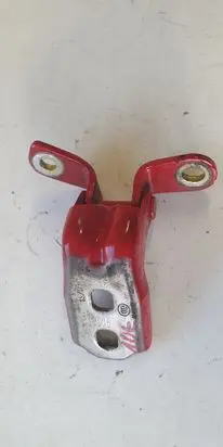 Opel Astra K Front door lower hinge 