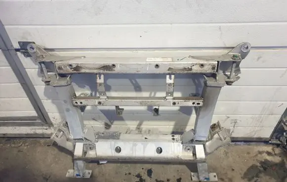 Tesla Model S Front subframe 600641700F 6006417 41981005
