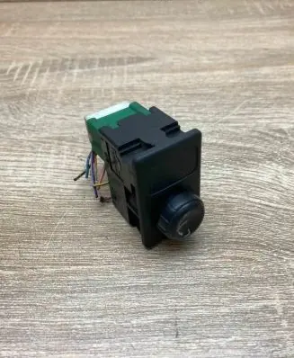 Nissan NV200 Wing mirror switch NissanMirrorSwitch WithPlug
