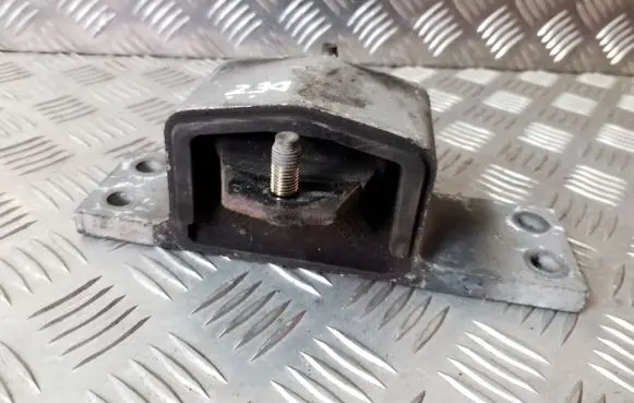 Infiniti FX Gearbox mount 11320CG205