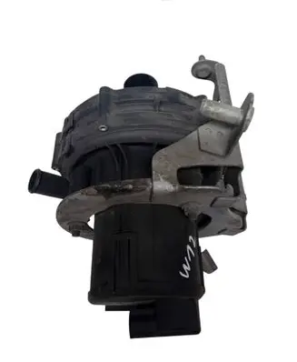 BMW 7 E38 Secondary air pump 11721745171 72216617