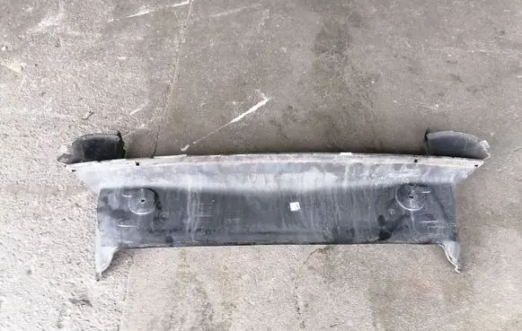 Volvo V70 Bottom radiator support slam panel 30698664