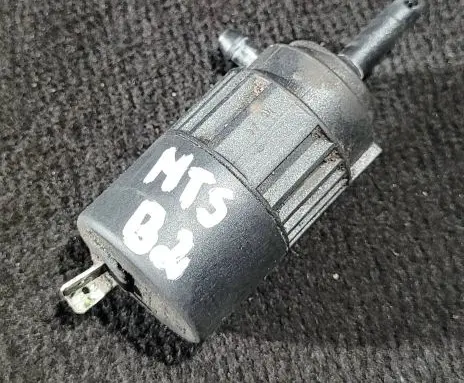 Mitsubishi Space Star Windscreen/windshield washer pump