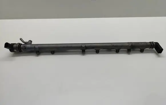 BMW 5 E60 E61 Fuel main line pipe 7795514 779551403 0445216015