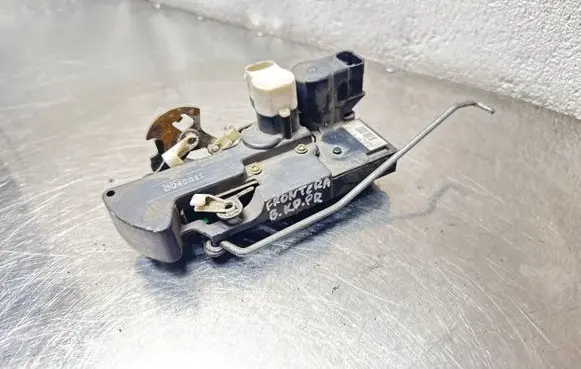 Opel Frontera B Front door lock 16634325 40011