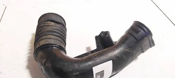 Honda Civic Air intake hose/pipe