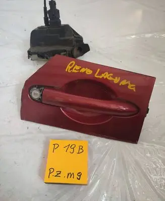 Renault Laguna II Front door exterior handle 8200004746