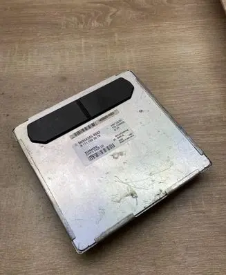 Mercedes-Benz C W203 Engine control unit/module ECU A1111533579 5WK90420