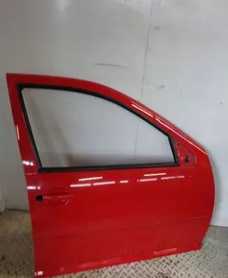 Volkswagen Bora Front triangle window/glass 
