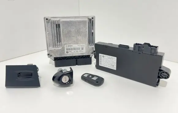BMW 3 E92 E93 Engine ECU kit and lock set 8506438 0281016110 030494422