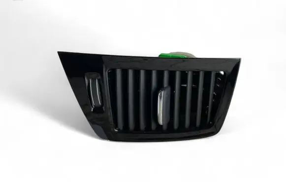 Volvo XC90 Dash center air vent grill 32277963