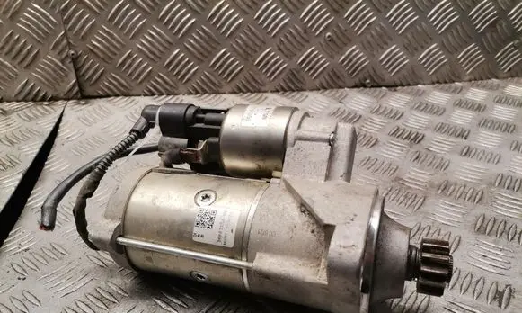 Volkswagen Caddy Starter motor 220601