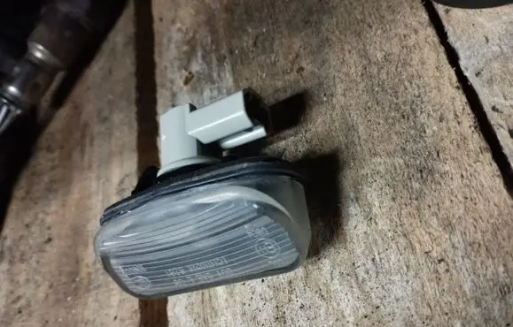 Number plate light