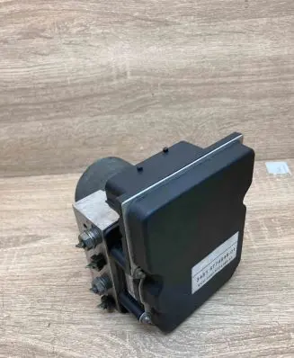 BMW 5 E60 E61 ABS Pump 6774848 6768550