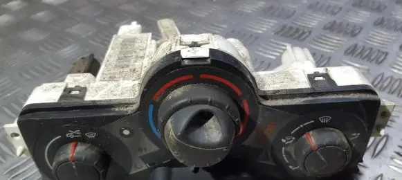 Renault Megane II Climate control unit 69420001 69427001