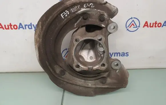 BMW 4 F32 F33 Front wheel hub spindle knuckle 6799097 31216799097