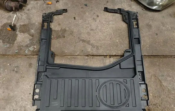 Audi A6 S6 C7 4G Spare wheel section trim 4G9864797