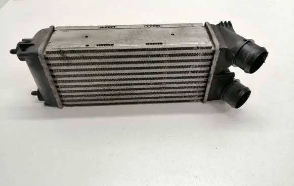 Citroen C4 I Picasso Intercooler radiator 992507M 9656503980