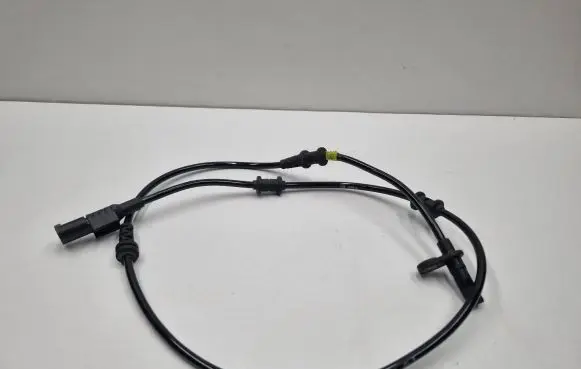 Mercedes-Benz GLA W156 X156 ABS brake wheel speed sensor A2465402510 2465402510