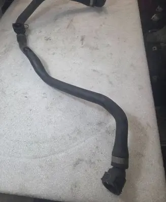 BMW X5 G05 Engine coolant pipe/hose 8583379