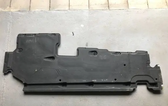 Audi A8 S8 D5 Fuel tank bottom protection 4H4825207D