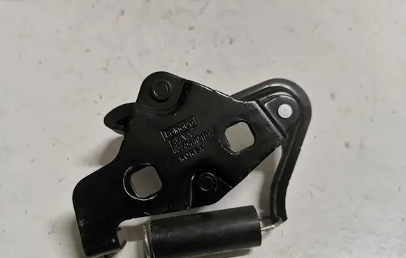 Ford Mustang VI Tailgate/trunk/boot lock/catch/latch EJ7VA