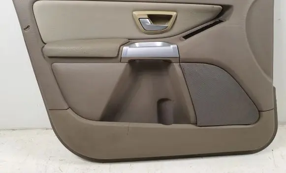 Volvo XC90 Front door card panel trim 3030621