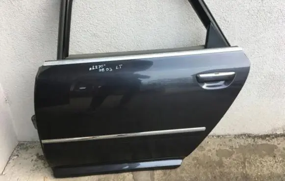 Audi A8 S8 D3 4E Rear door