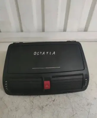 Skoda Octavia Mk2 (1Z) Glove box 1z0820951 0076097