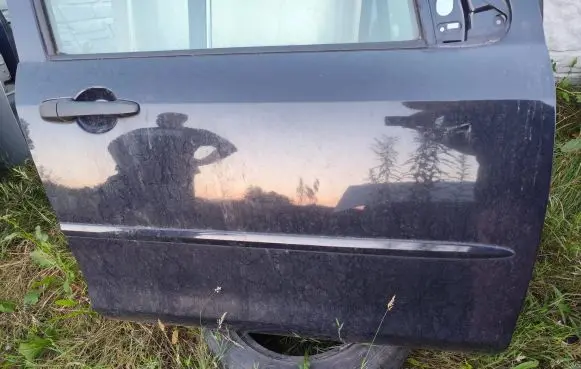 Mazda 2 Front door