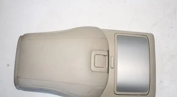 Lexus RX 330 - 350 - 400H Rear seat armrest 